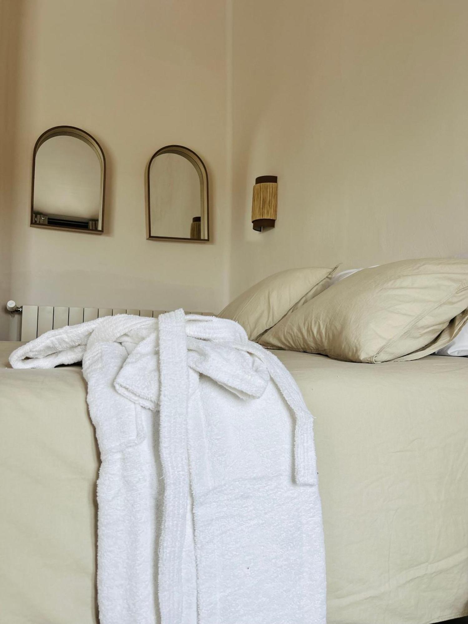 Lenta Suites Pozo Alcon Bagian luar foto