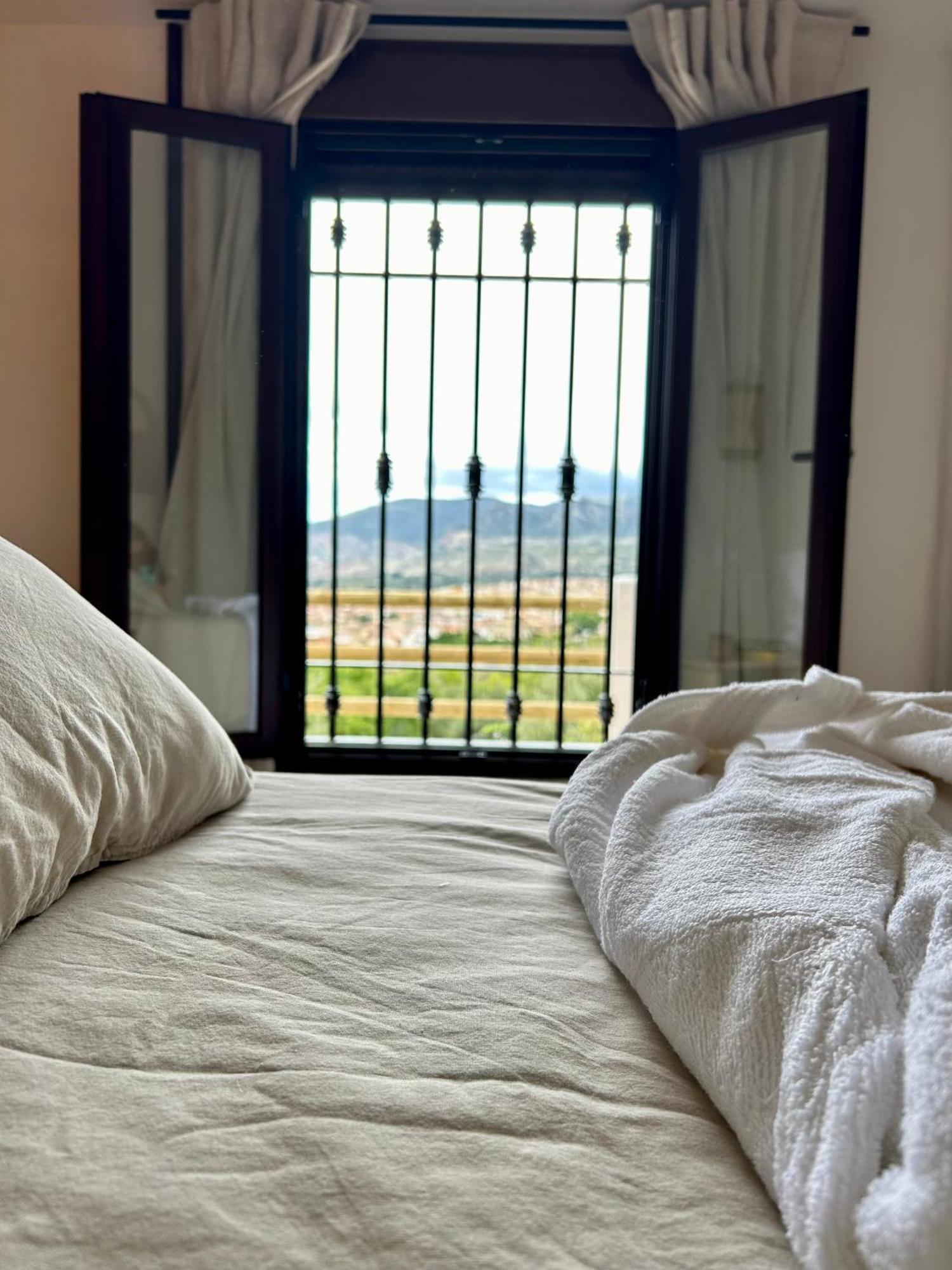 Lenta Suites Pozo Alcon Bagian luar foto