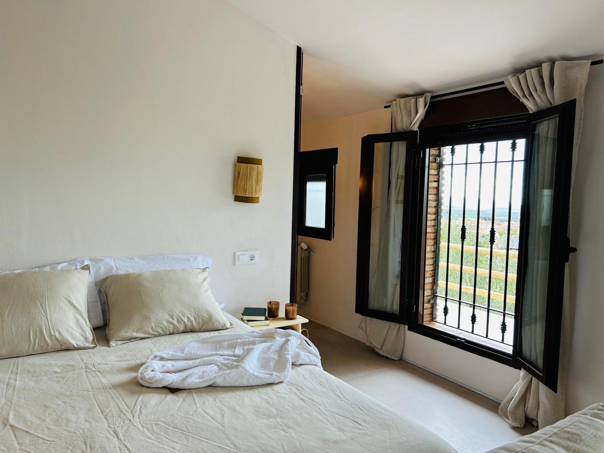 Lenta Suites Pozo Alcon Bagian luar foto
