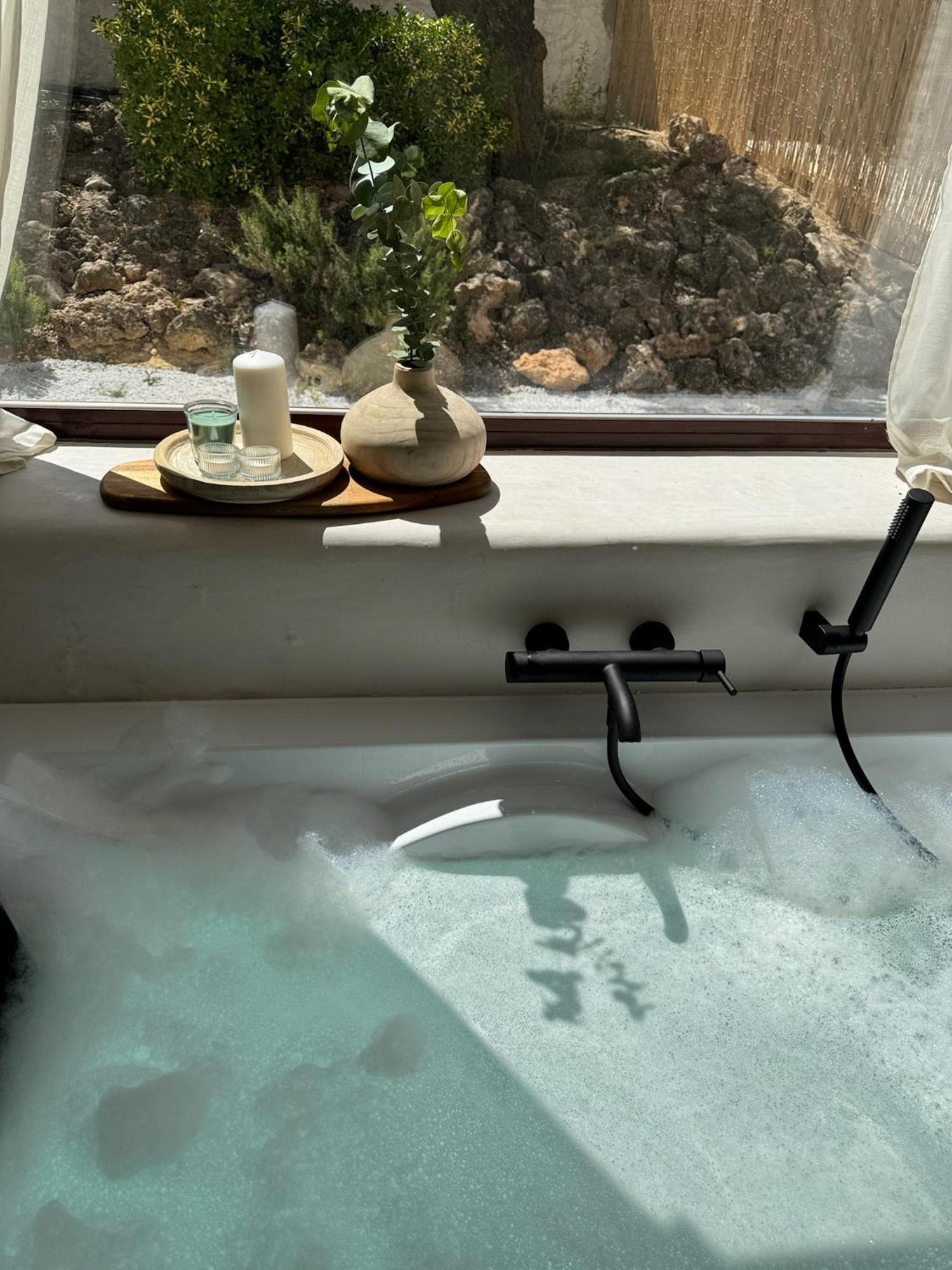 Lenta Suites Pozo Alcon Bagian luar foto